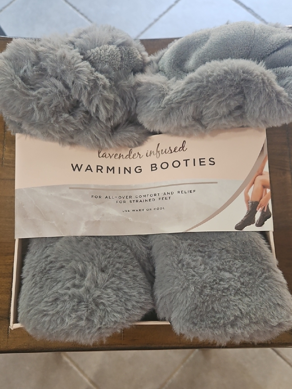 Nanette Lepore Plush Foot Warmers in Gray One Size - Picture 1 of 3